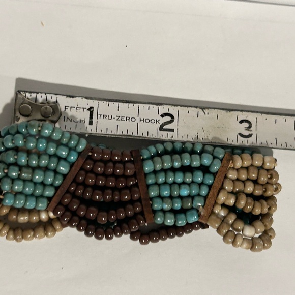 Intricate Brown and Green Beaded Bracelet - Picture 7 of 9